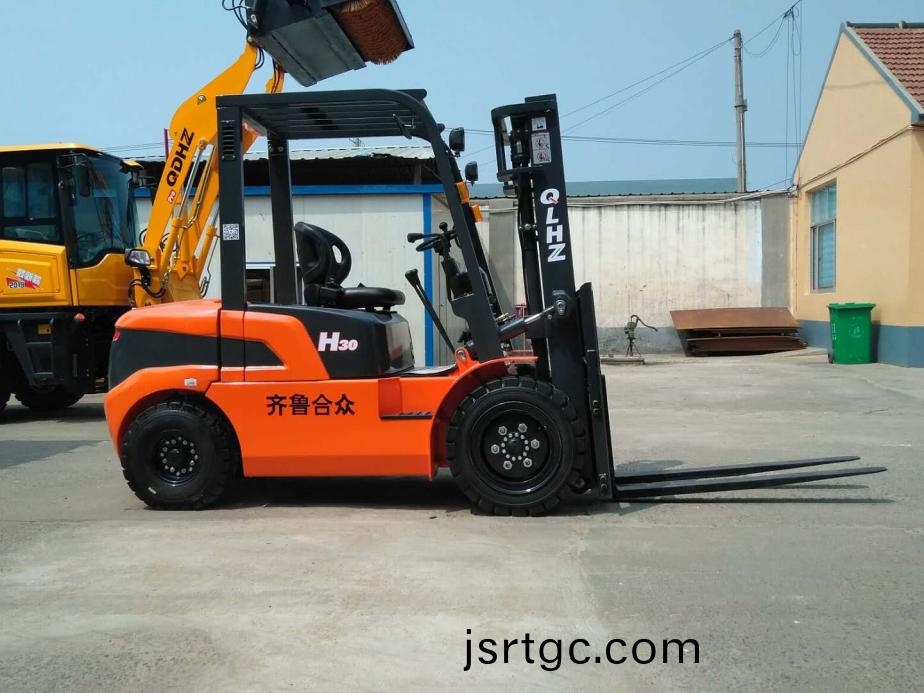 內燃叉車