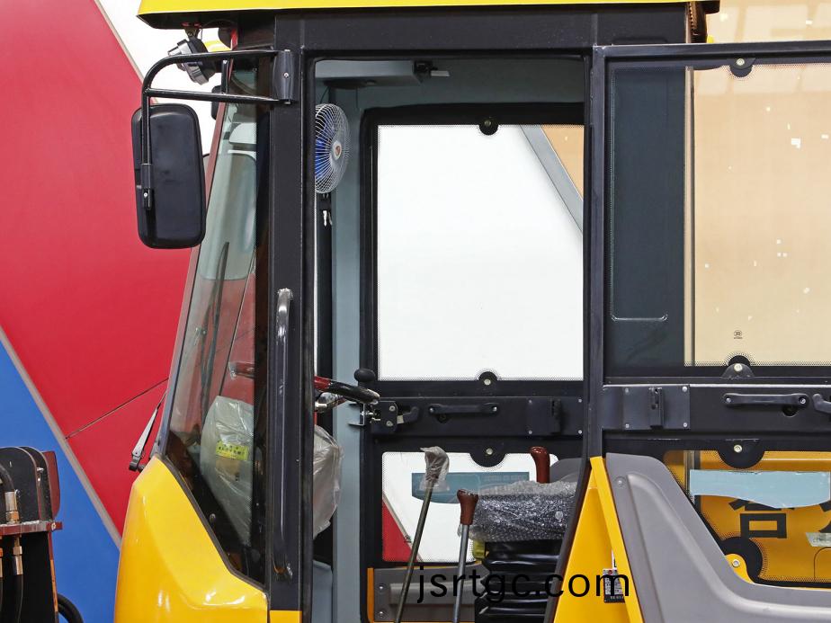 ZL918輪式裝載機(ji)